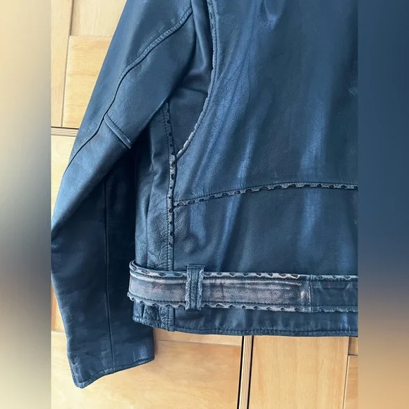 Motorcycle Jacket - Picture 6 of 11